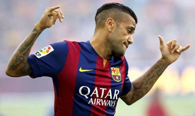 FC Barcelona: Dani Alves estira la cuerda
