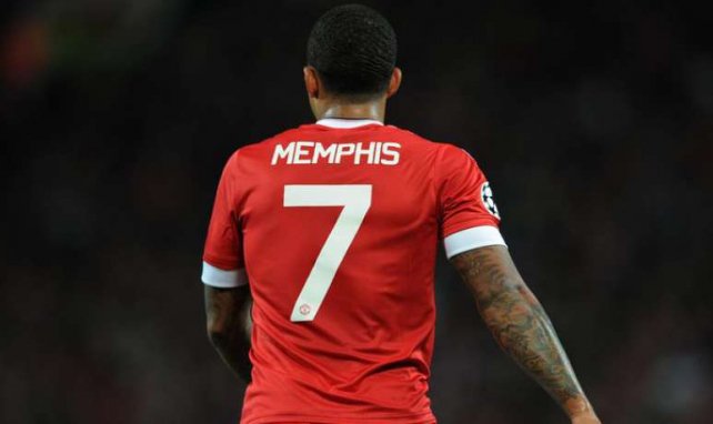 Manchester United | Se dispara la competencia por Memphis Depay