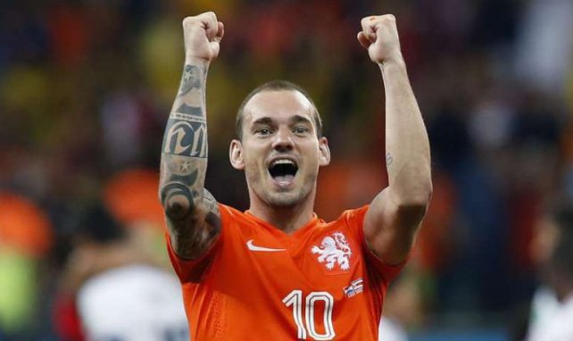 Wesley Sneijder es una de las opciones a seguir