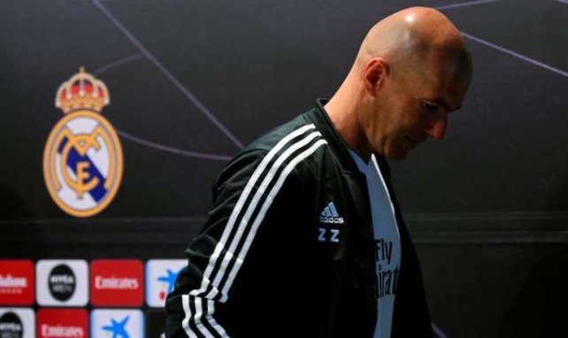 Zidane, obligado a activar la operación salida