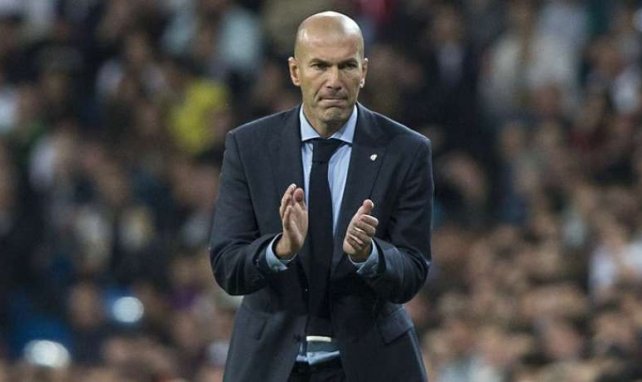 Zinedine Zidane opta al premio de mejor entrenador
