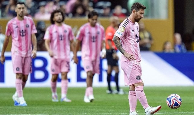 Lionel Messi con su equipo