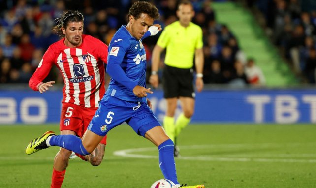 Luis Milla ante el Atlético de Madrid