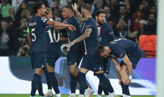 Los jugadores del PSG celebrando un gol