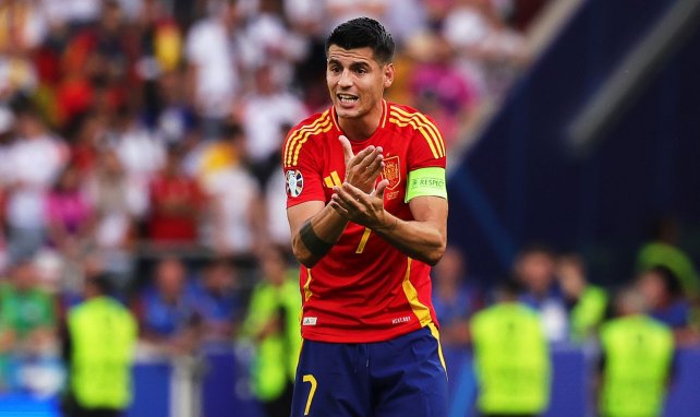 Álvaro Morata disputando la Eurocopa con España