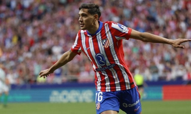 Nahuel Molina con el Atlético de Madrid.