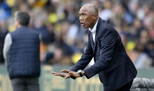 Antoine Kombouaré asume las riendas del Paris FC