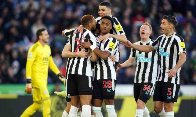 Los jugadores del Newcastle celebran un gol