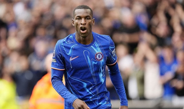 Nico Jackson con el Chelsea