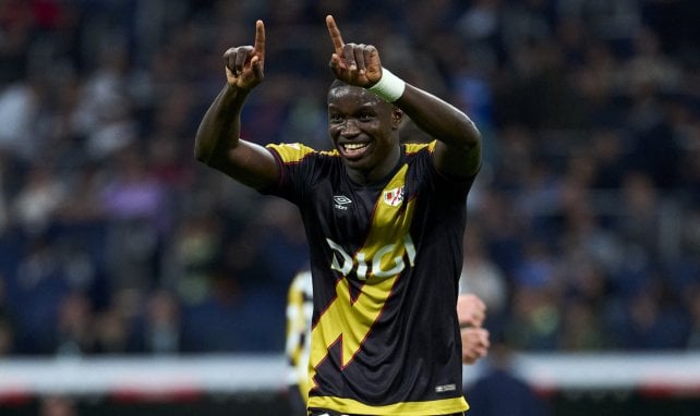Ofensiva por Nobel Mendy