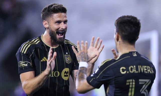 Olivier Giroud jugando para LAFC