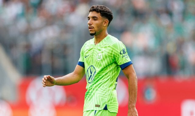 Omar Marmoush, durante un partido con el Wolfsburgo