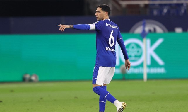 Omar Mascarell, en acción durante un partido del Schalke 04