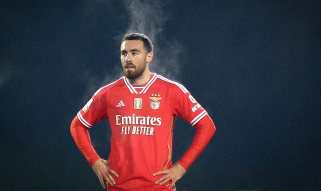 Orkun Kökçü con el Benfica