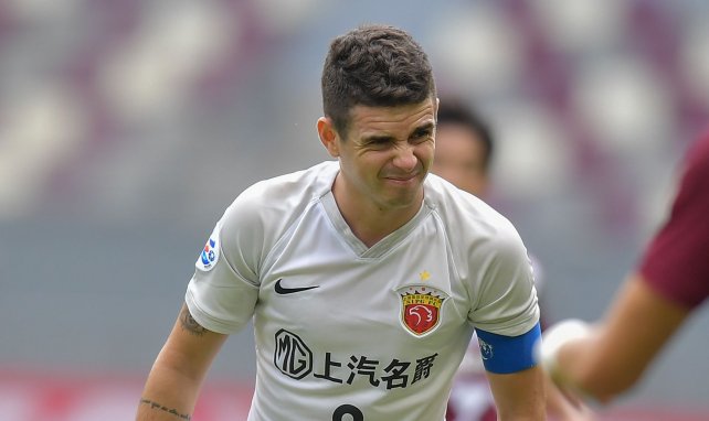 Oscar, durante un partido con el Shanghái Port