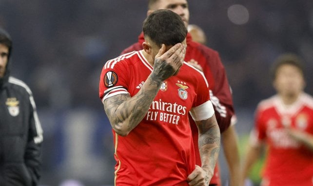 Nicolás Otamendi con el Benfica