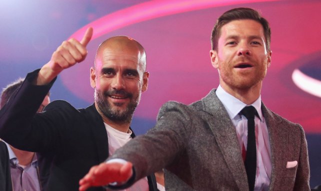 Pep Guardiola y Xabi Alonso