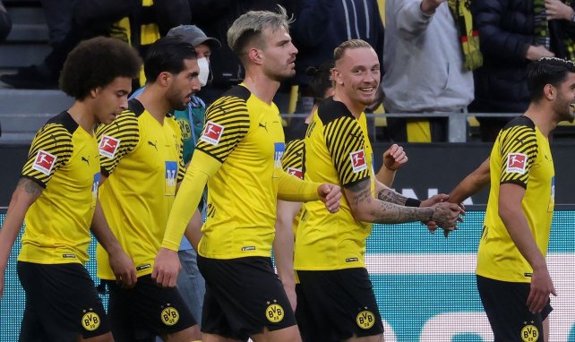 El Borussia Dortmund festeja el tanto de Marius Wolf