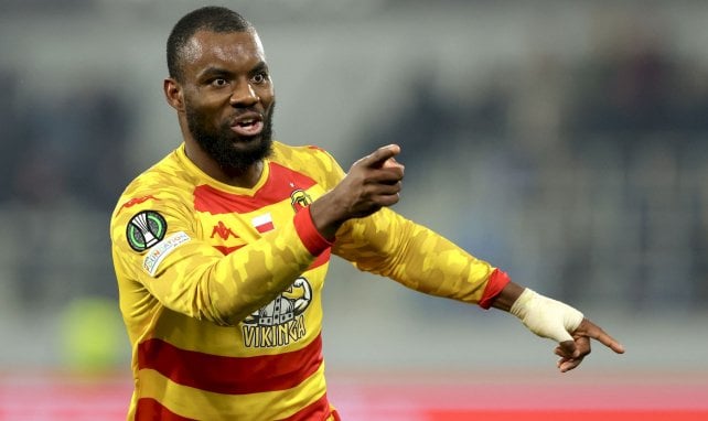 ¿Se interesó el Rayo Vallecano por Afimico Pululu?