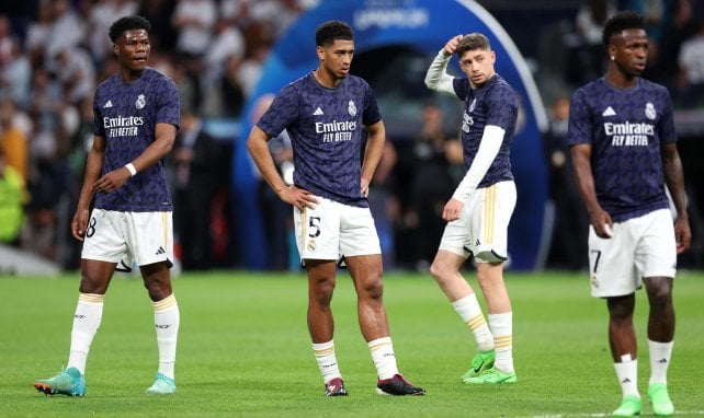 Los jugadores del Real Madrid en un calentamiento