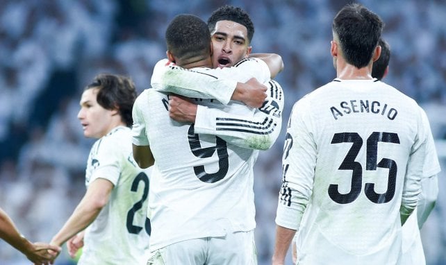 Los jugadores del Real Madrid celebran un gol