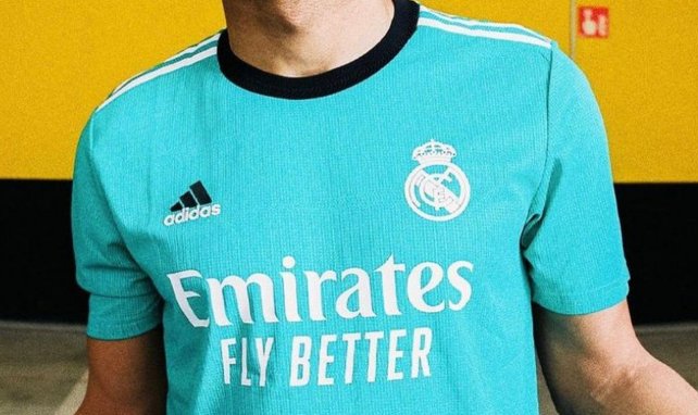 La tercera camiseta del Real Madrid 2021-2022