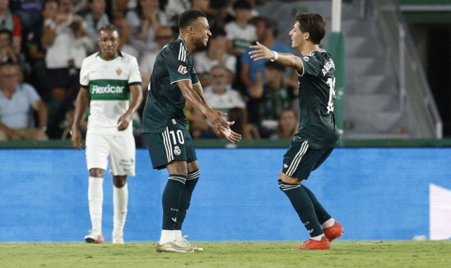 Liga | El Real Madrid esquiva un susto en el Martínez Valero