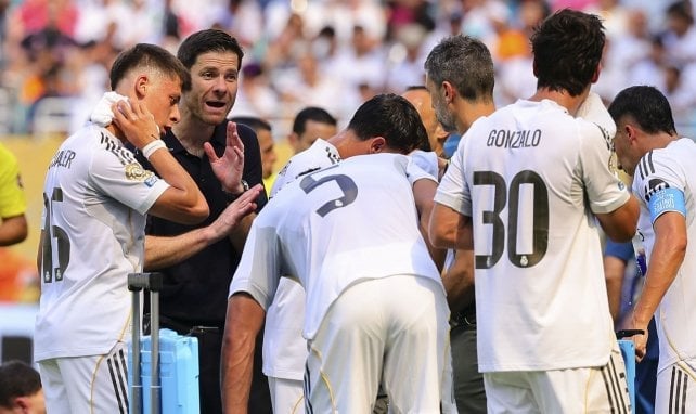 El Real Madrid entra en la batalla por un central
