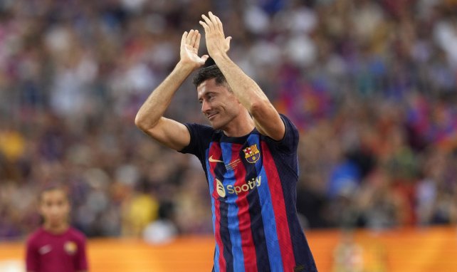 FC Barcelona | Lewandowski promete títulos