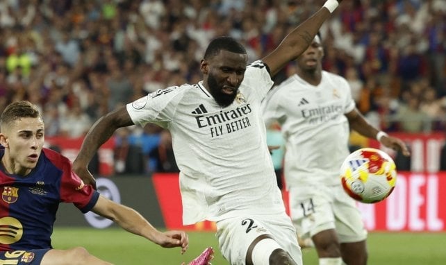 "El Real Madrid toca fondo"