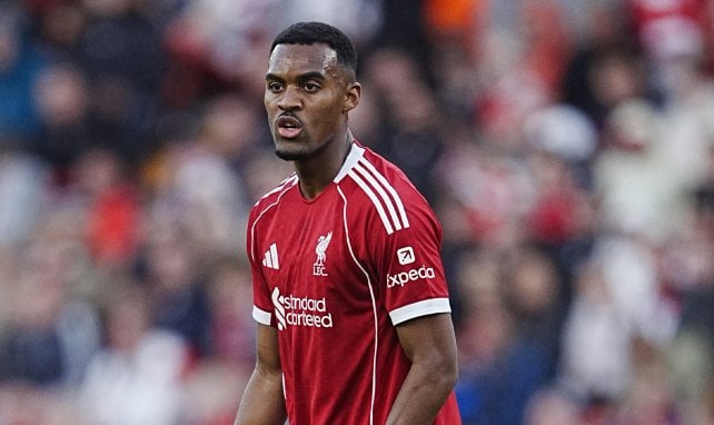 Ryan Gravenberch con el Liverpool