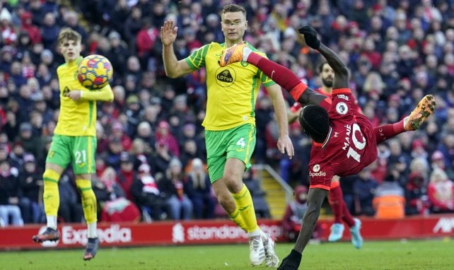 Sadio Mané marcando un gol frente al Norwich