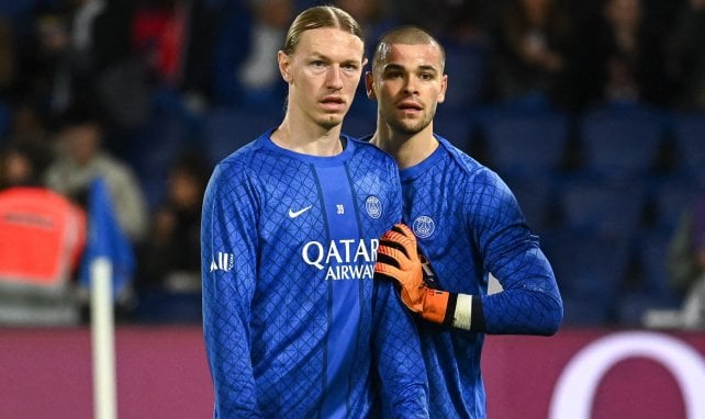 Matvey Safonov manda un mensaje a Lucas Chevalier