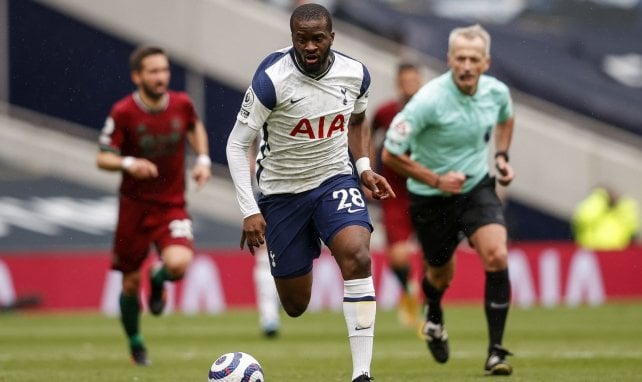 Tanguy Ndombélé con el Tottenham