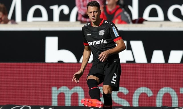 Santiago Arias, con la elástica del Bayer Leverkusen