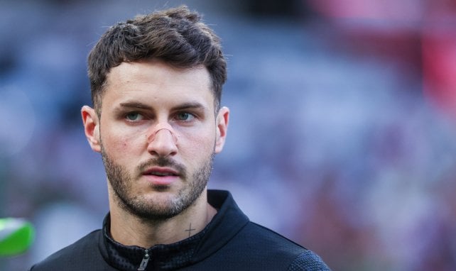 Acuerdo con Santiago Giménez