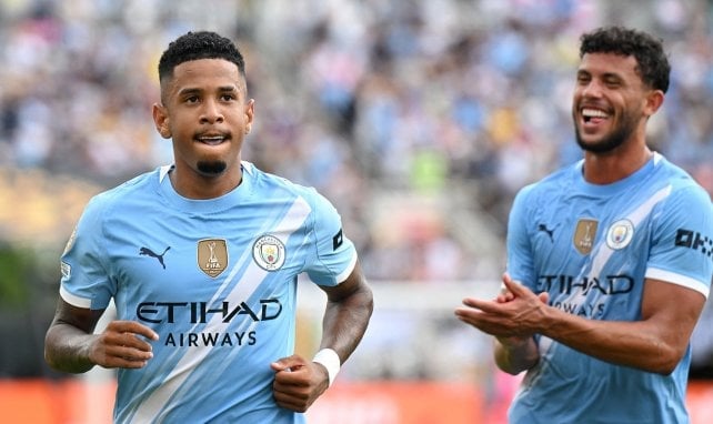 Savinho con el Manchester City.