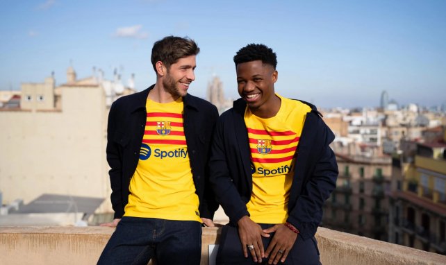 El FC Barcelona activa 2 renovaciones más