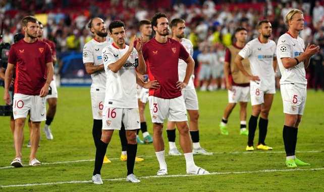 El Sevilla se despide de la afición tras una derrota