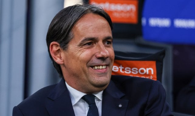 Simone Inzaghi en el banquillo del Inter.