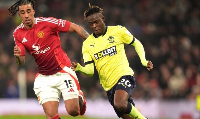 Kamaldeen Sulemana con el Southampton.