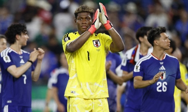 Zion Suzuki se acerca a la Premier League