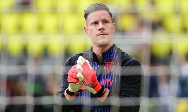 Marc-André ter Stegen aplaude en un calentamiento