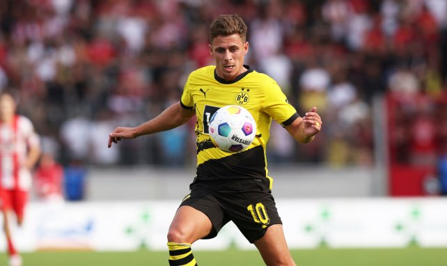 El Borussia Dortmund venderá a Thorgan Hazard por 4 M€