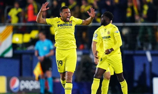 Étienne Capoue con el Villarreal