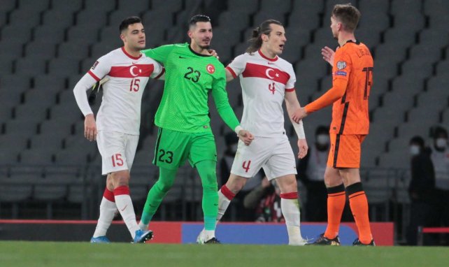 Ugurcan Çakir, durante un partido con la Selección de Turquía