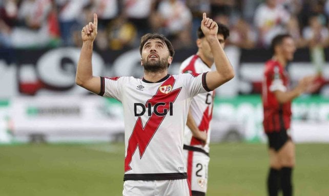 Unai López celebra un gol