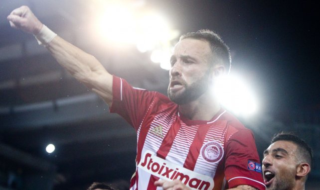 Valbuena con Olympiakos