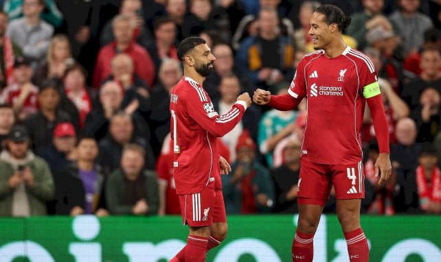 Salah y Van Dijk con el Liverpool