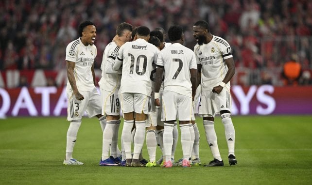 "Tienen que venir 6, 7 u 8 jugadores nuevos al Real Madrid"